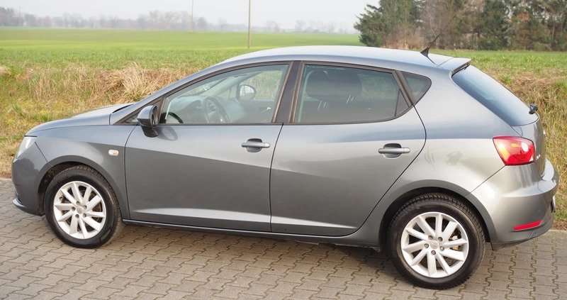 Seat Ibiza cena 24500 przebieg: 141714, rok produkcji 2013 z Pniewy małe 254